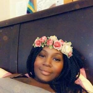 Meet your Posher, Tiffany